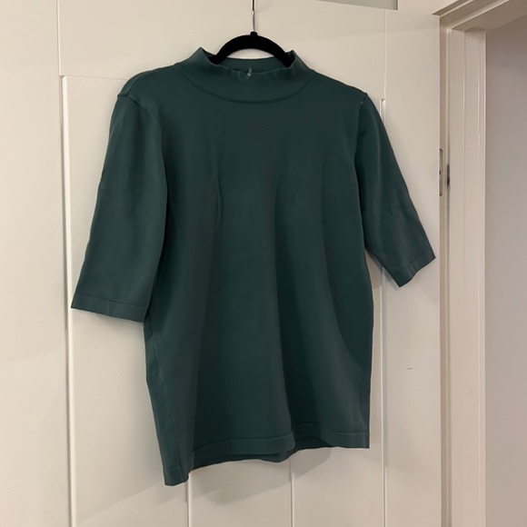 Vici size large knit mock neck blouse - Picture 2 of 2